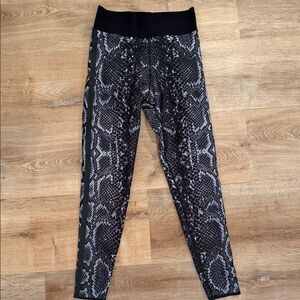 Ultracor Black High-Waist Leggings